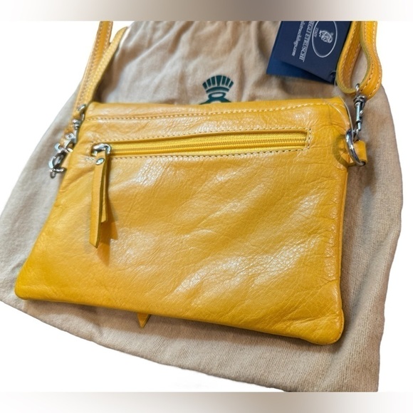 Borgo Degli Etruschi | Italian Yellow Leather Crossbody/Clutch - Picture 7 of 9